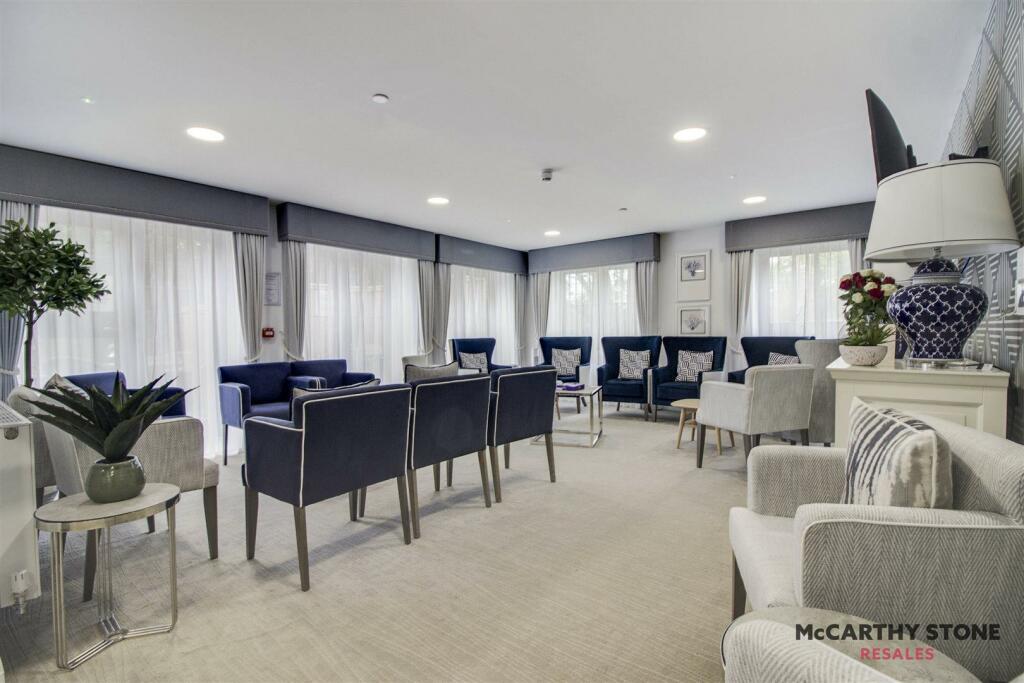 Additional property image - Great North Road, Hatfield