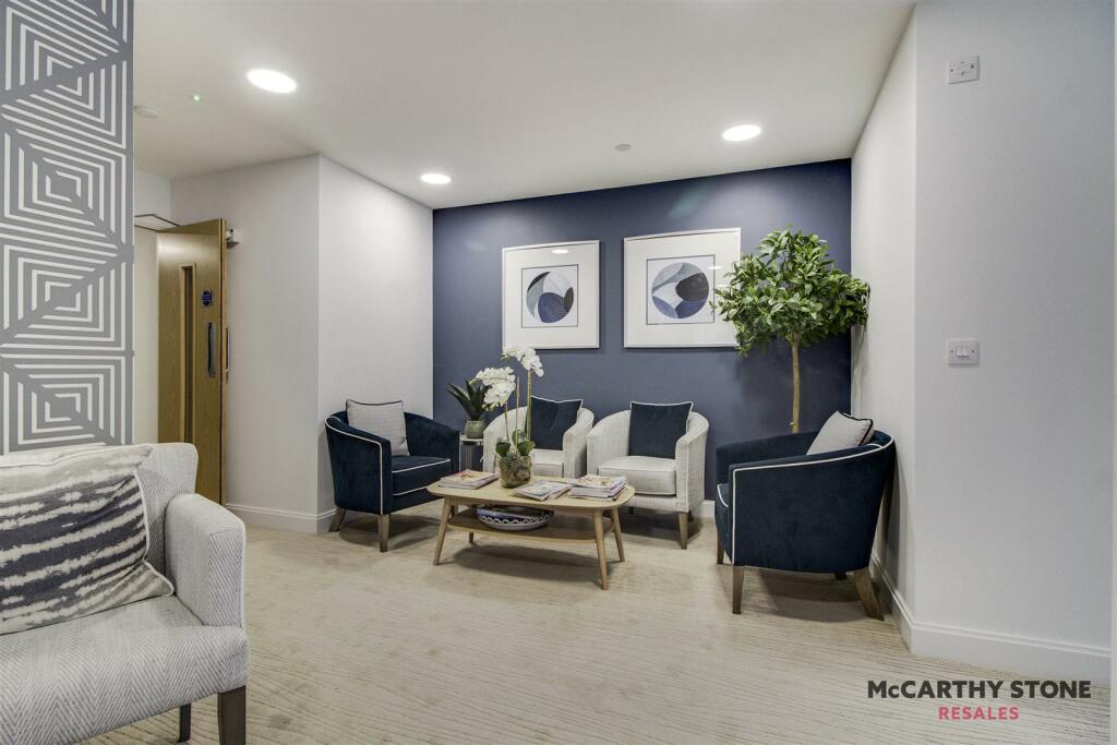 Additional property image - Great North Road, Hatfield