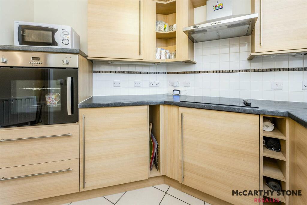 Additional property image - Wilton Court, Southbank Road, Kenilworth,