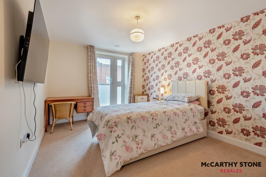 Additional property image - Macaulay Road, Broadstone, Dorset, BH18 8AR
