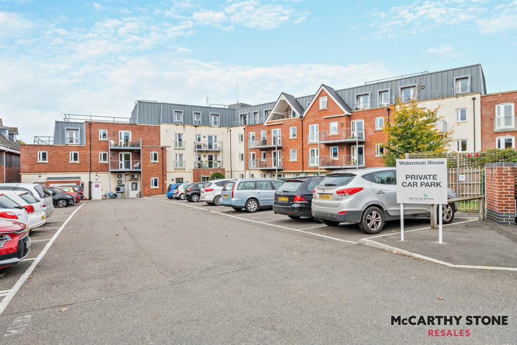 Additional property image - Macaulay Road, Broadstone, Dorset, BH18 8AR