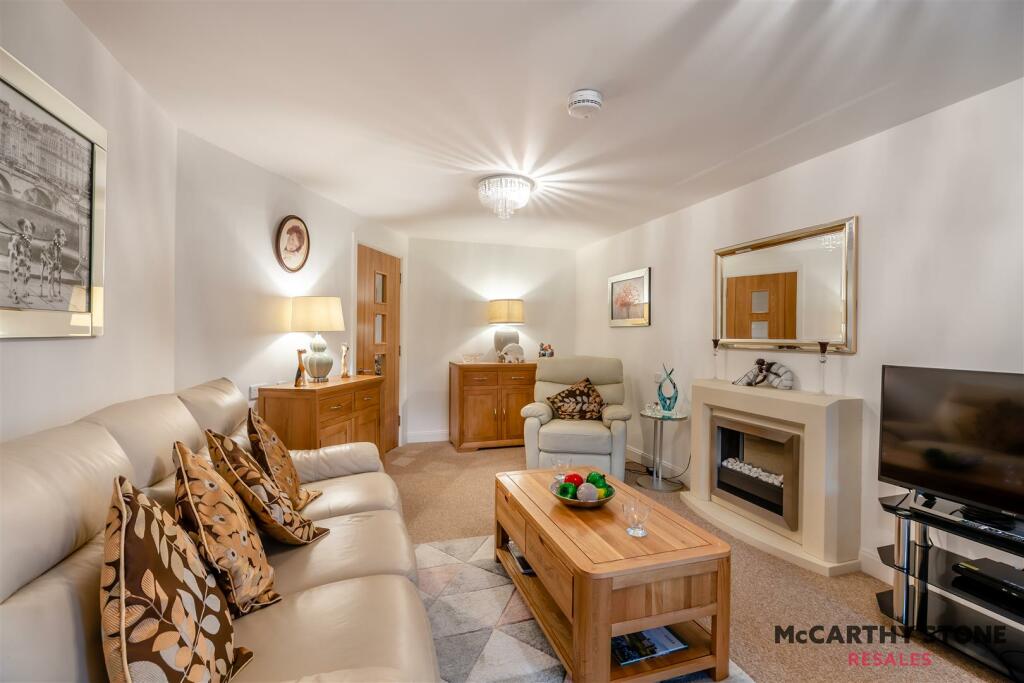Additional property image - Miami House, Princes Road, Chelmsford, CM2 9GE