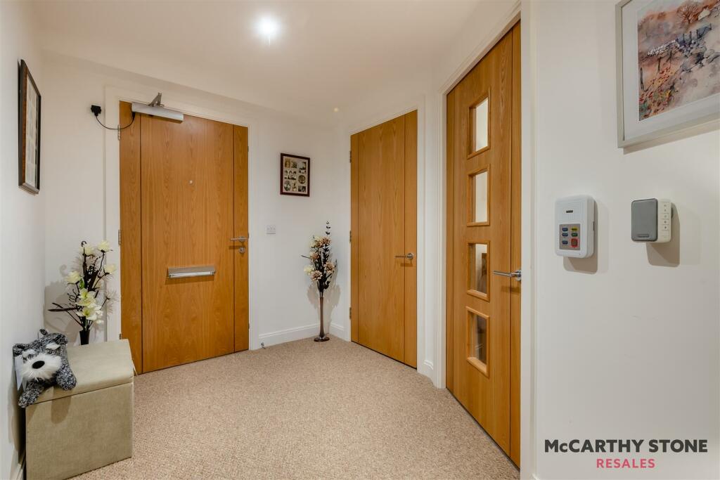 Additional property image - Miami House, Princes Road, Chelmsford, CM2 9GE
