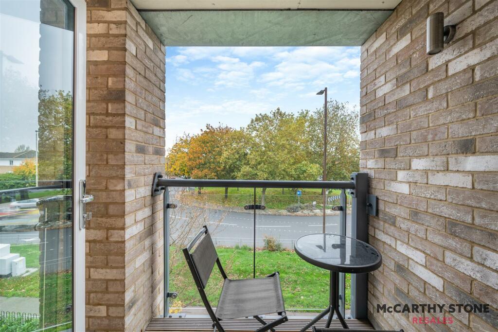 Additional property image - Miami House, Princes Road, Chelmsford, CM2 9GE
