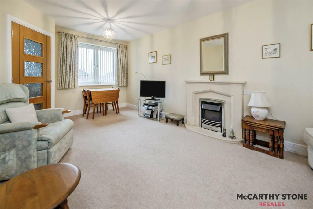 Additional property image - Salmon Court, Stratford Road, Wellesbourne, Warwick