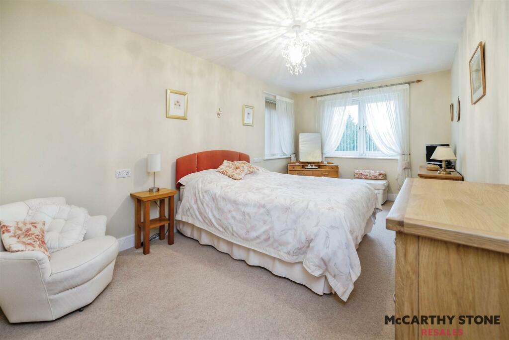 Additional property image - Salmon Court, Stratford Road, Wellesbourne, Warwick
