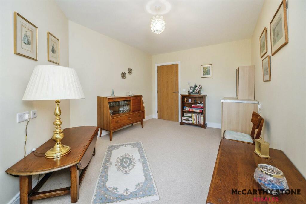 Additional property image - Salmon Court, Stratford Road, Wellesbourne, Warwick