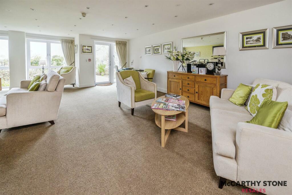 Additional property image - Salmon Court, Stratford Road, Wellesbourne, Warwick