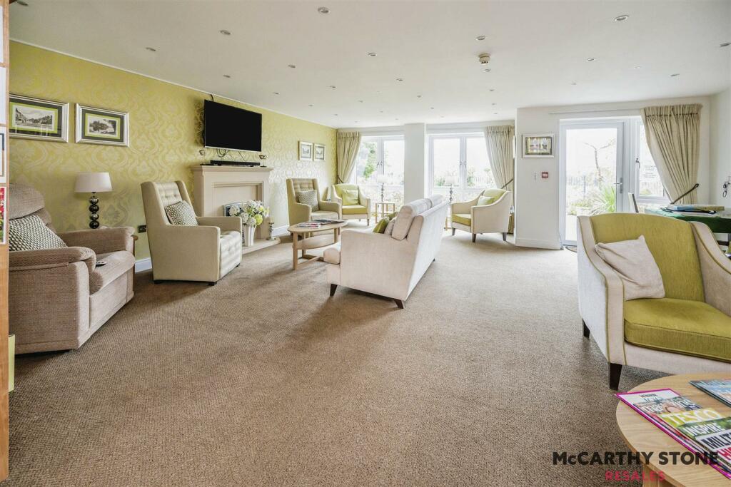Additional property image - Salmon Court, Stratford Road, Wellesbourne, Warwick
