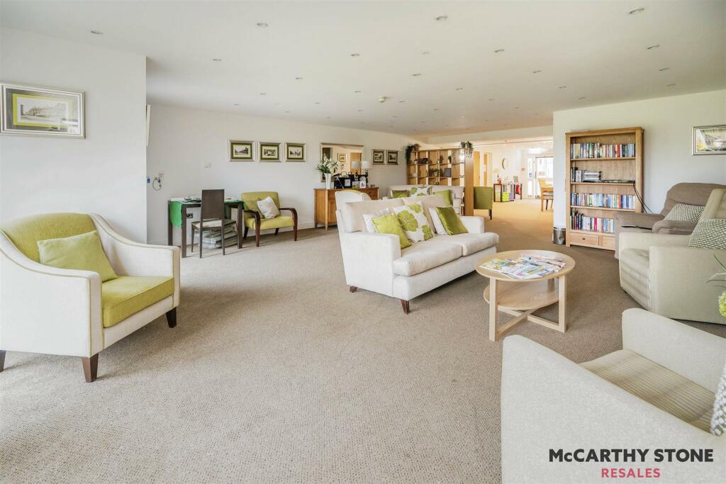 Additional property image - Salmon Court, Stratford Road, Wellesbourne, Warwick