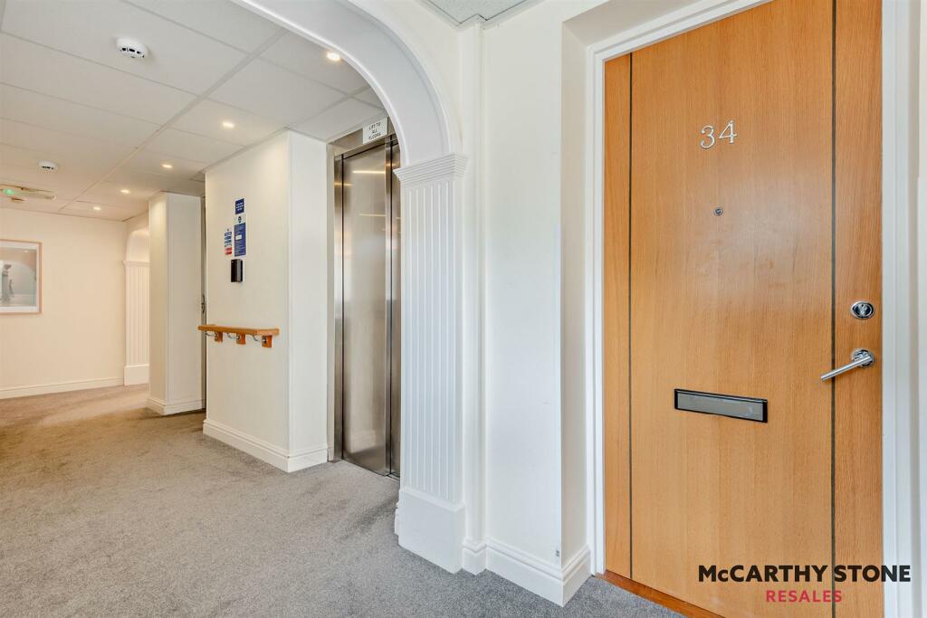 Additional property image - Cherrett Court, Ringwood Road, Ferndown, BH22 9FEn