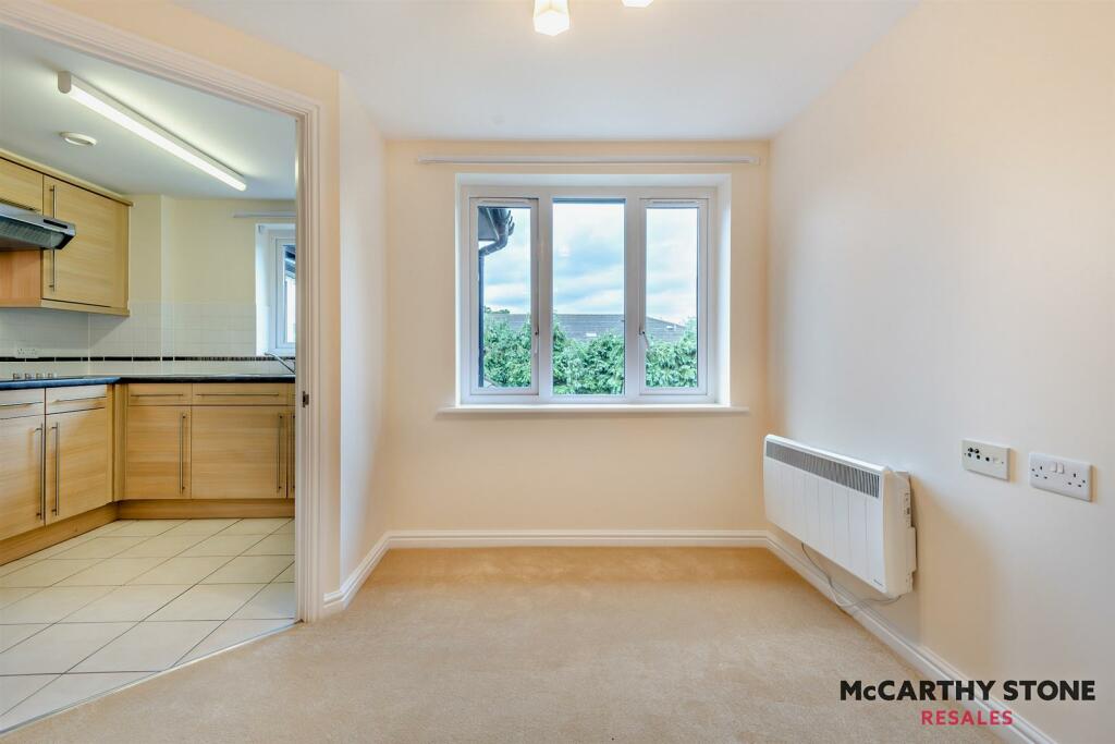 Additional property image - Cherrett Court, Ringwood Road, Ferndown, BH22 9FEn