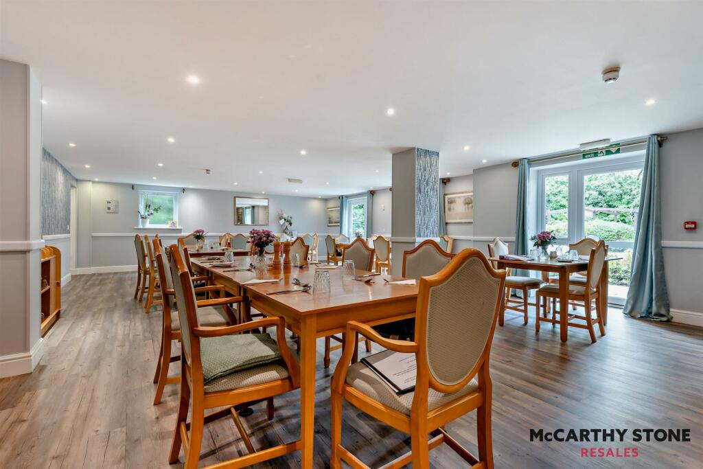 Additional property image - Cherrett Court, Ringwood Road, Ferndown, BH22 9FEn