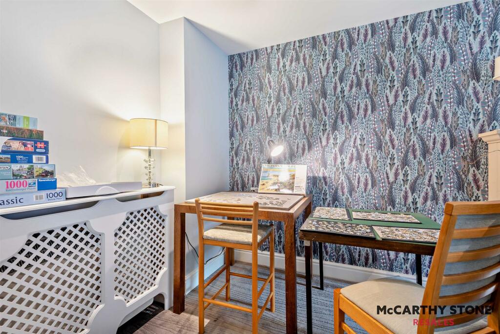 Additional property image - Cherrett Court, Ringwood Road, Ferndown, BH22 9FEn