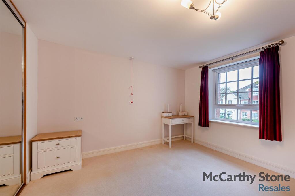 Additional property image - Claridge House, Littlehampton, West Sussex, BN17 5FE