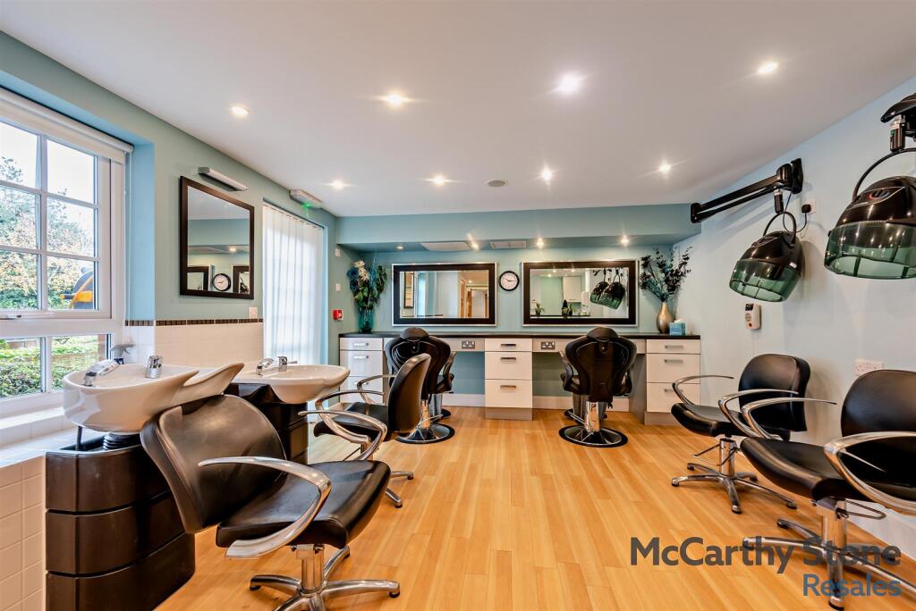 Additional property image - Claridge House, Littlehampton, West Sussex, BN17 5FE