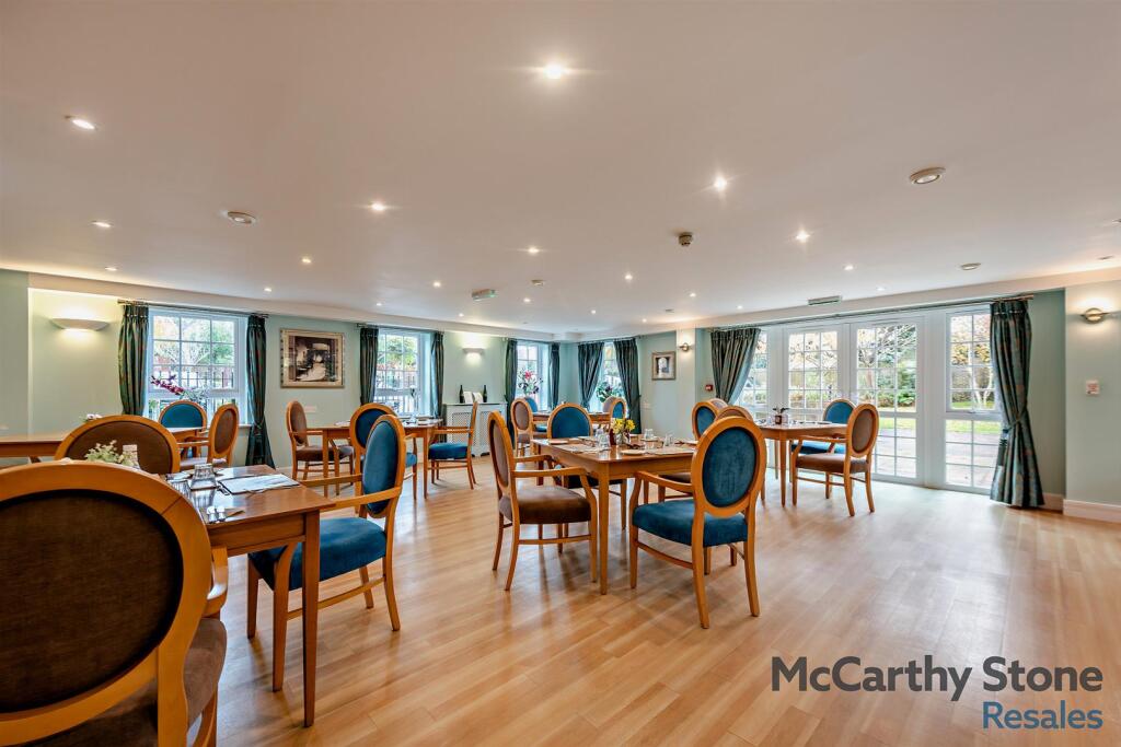Additional property image - Claridge House, Littlehampton, West Sussex, BN17 5FE