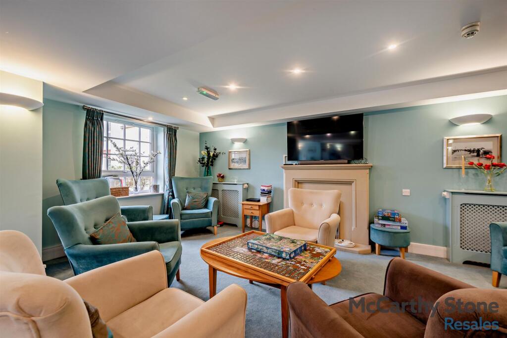 Additional property image - Claridge House, Littlehampton, West Sussex, BN17 5FE