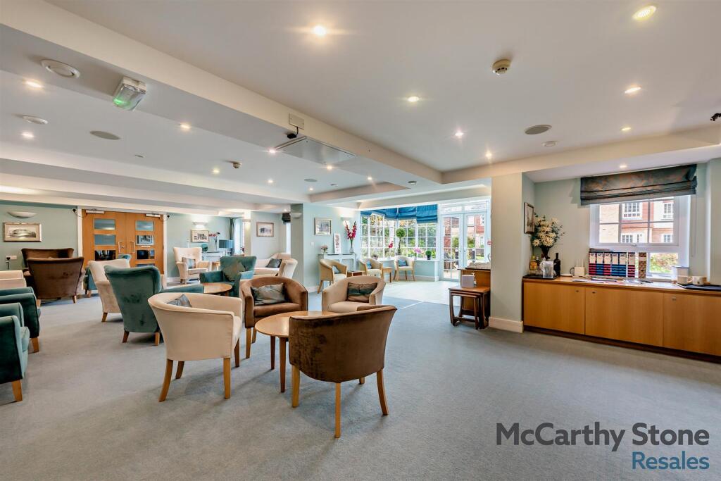 Additional property image - Claridge House, Littlehampton, West Sussex, BN17 5FE