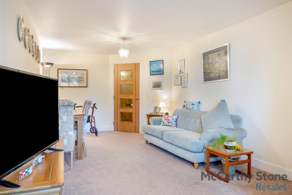 Additional property image - Wilton Court, Southbank Road, Kenilworth