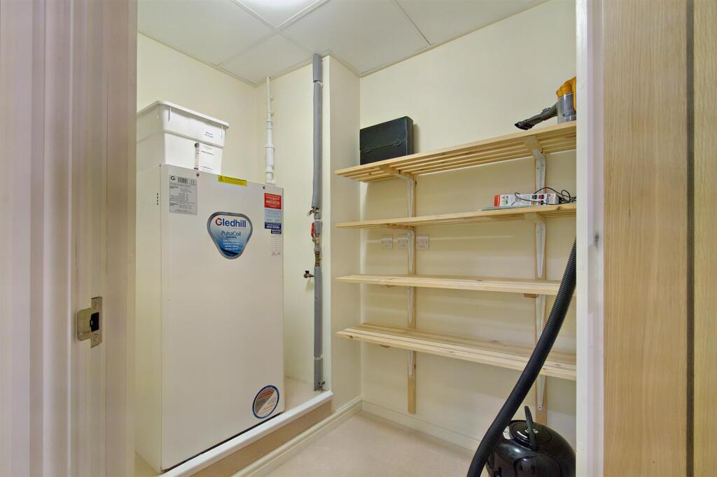 Additional property image - Barnhill Court, Barnhill Road, Chipping Sodbury, Bristol