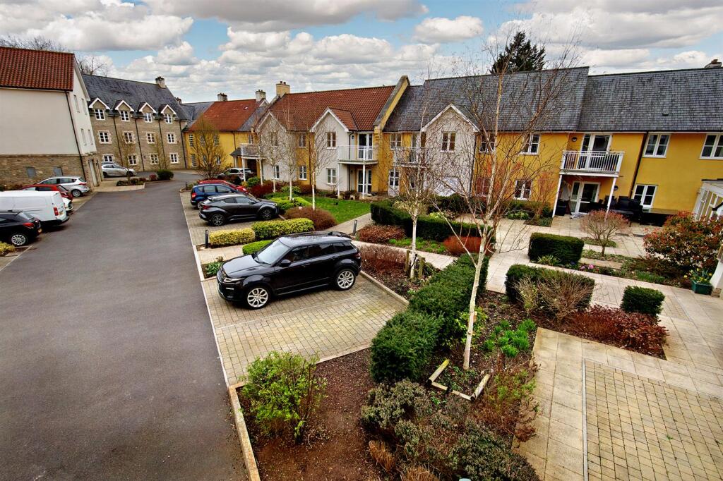 Additional property image - Barnhill Court, Barnhill Road, Chipping Sodbury, Bristol