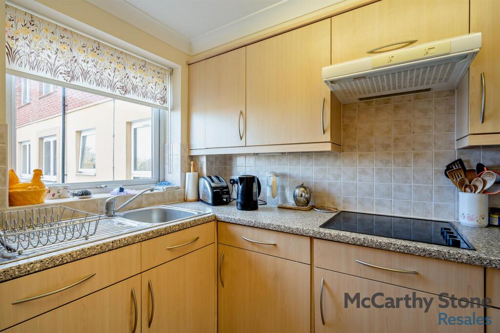 Additional property image - Fussells Court, Station Road, Worle, Weston-Super-Mare