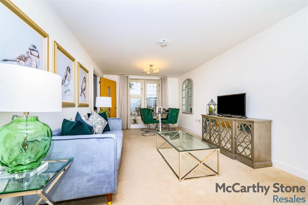 Additional property image - Great North Road, Hatfield