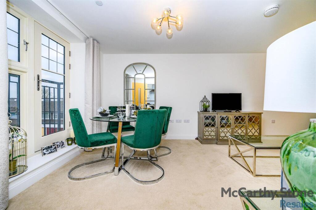 Additional property image - Great North Road, Hatfield