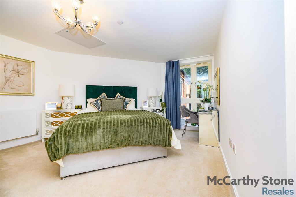 Additional property image - Great North Road, Hatfield