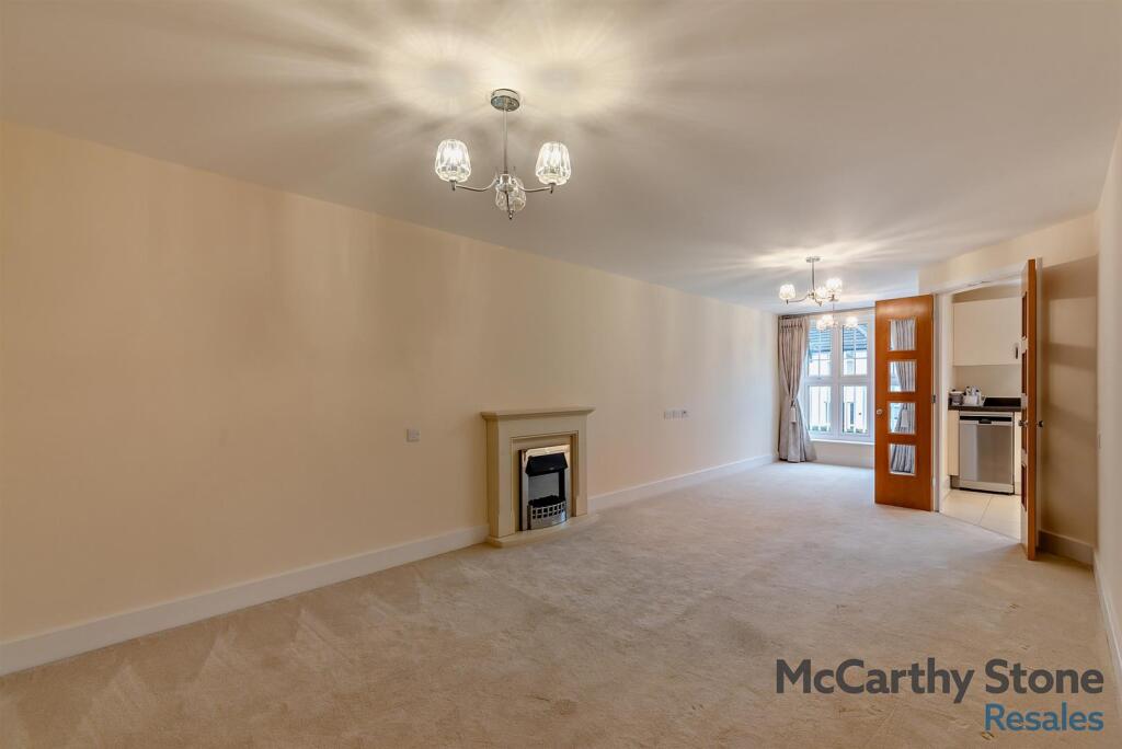 Main image of property: Swift House, St. Lukes Road, Maidenhead, Berkshire