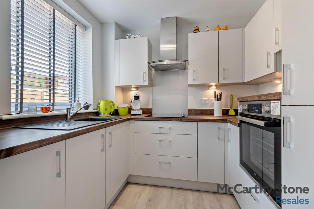 Additional image 7 of Walnut Tree Place, Goring Street, Goring-By-Sea