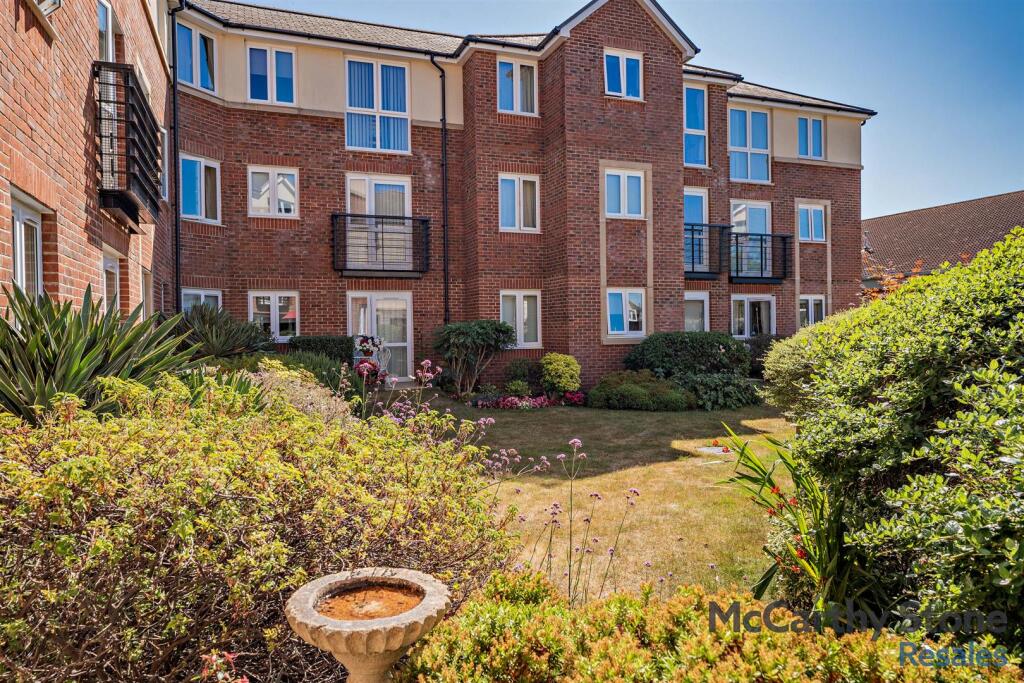 Main image of property: Coleridge Court, Clevedon, BS21 6FL