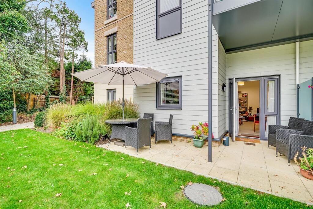 Main image of property: Queens Road, Weybridge, KT13 9UX