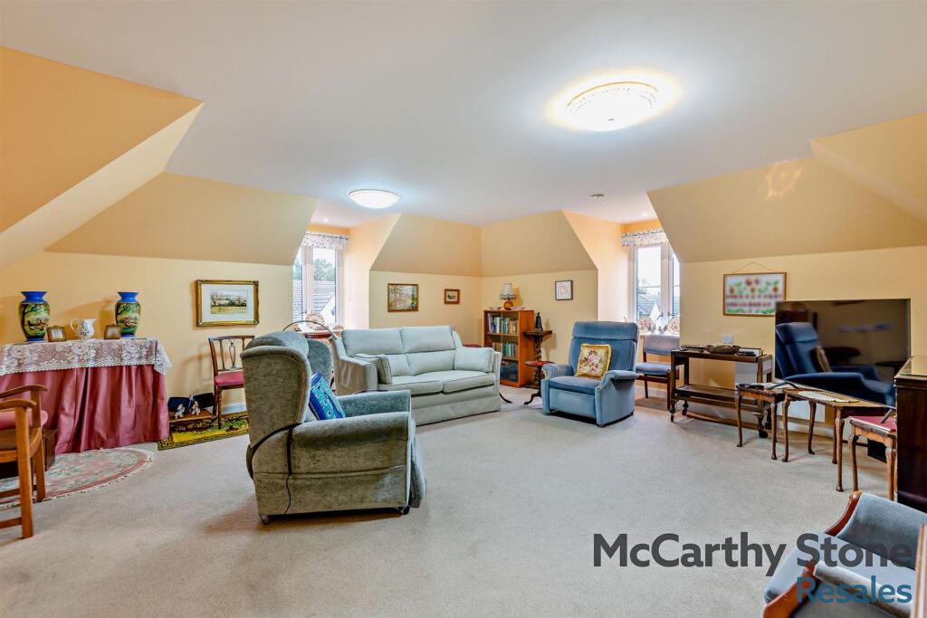 Main image of property: Edward Place, 14 Churchfield Road, Walton on Thames, Surrey