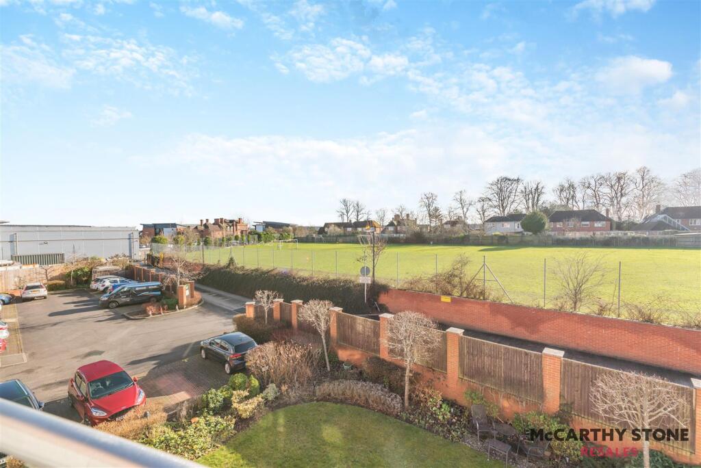 Main image of property: Benedict Court, Western Avenue, Newbury, Berkshire, RG14 1AR