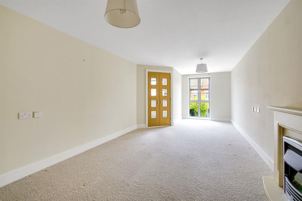 Main image of property: Kingston Road, Raynes Park, London. SW20 8DA