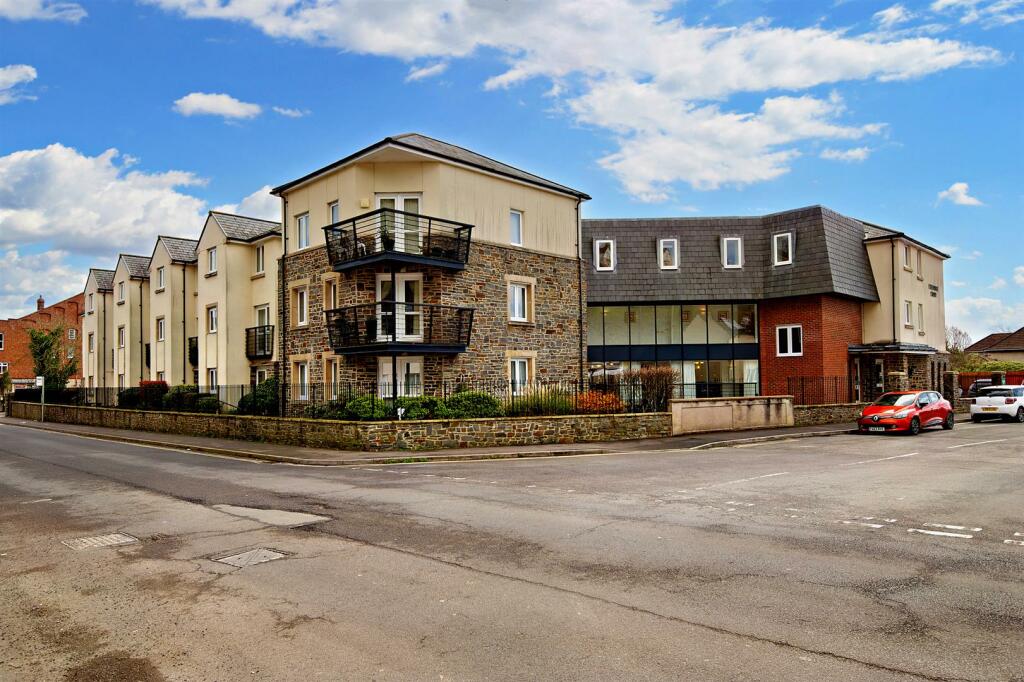 1 bedroom apartment for sale in Coleridge Court, Clevedon, BS21 6FL, BS21