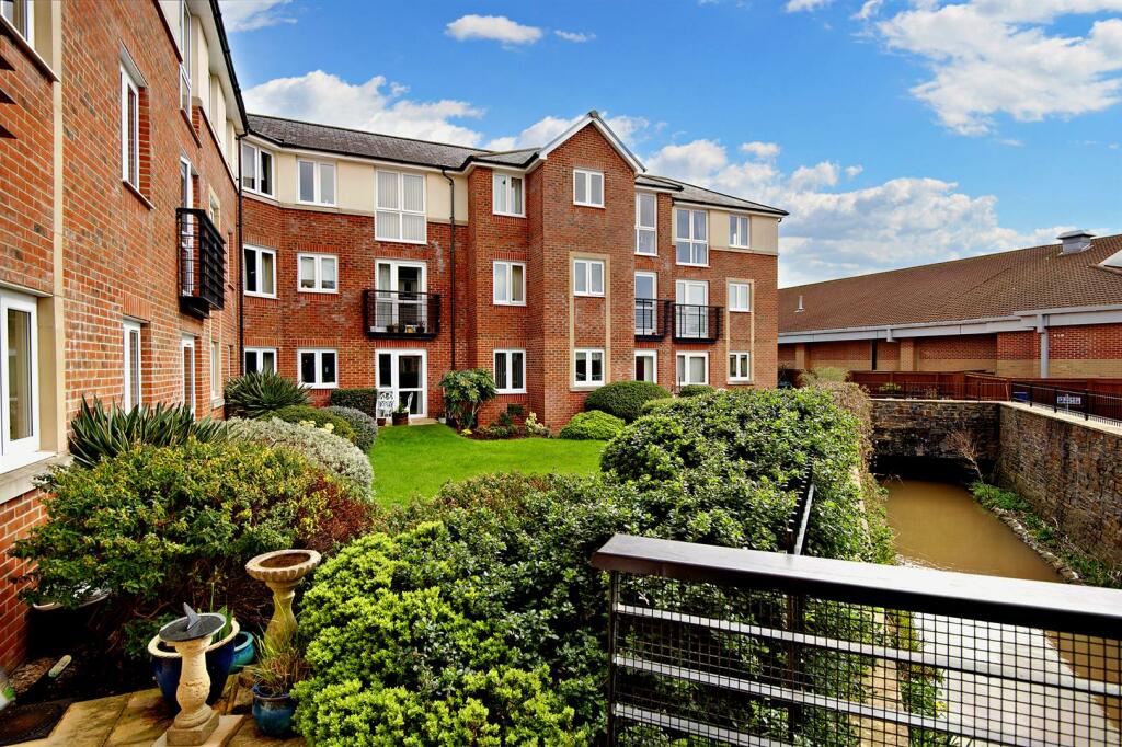 Additional property image - Coleridge Court, Clevedon, BS21 6FL