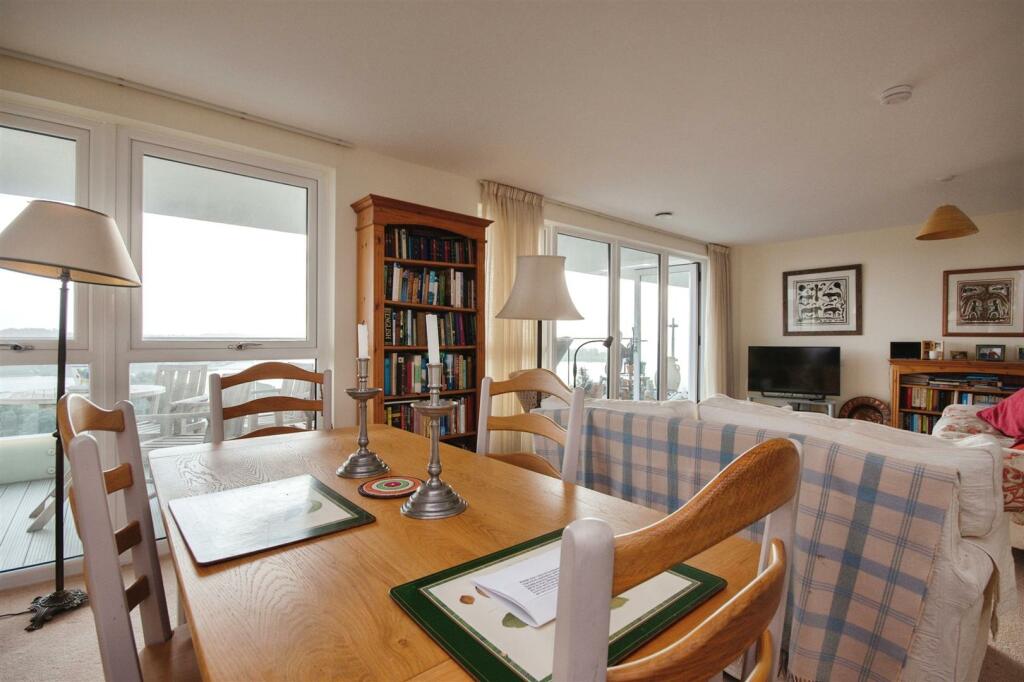 Additional property image - Horizons, Churchfield Road, Poole, Dorset, BH15 2FR
