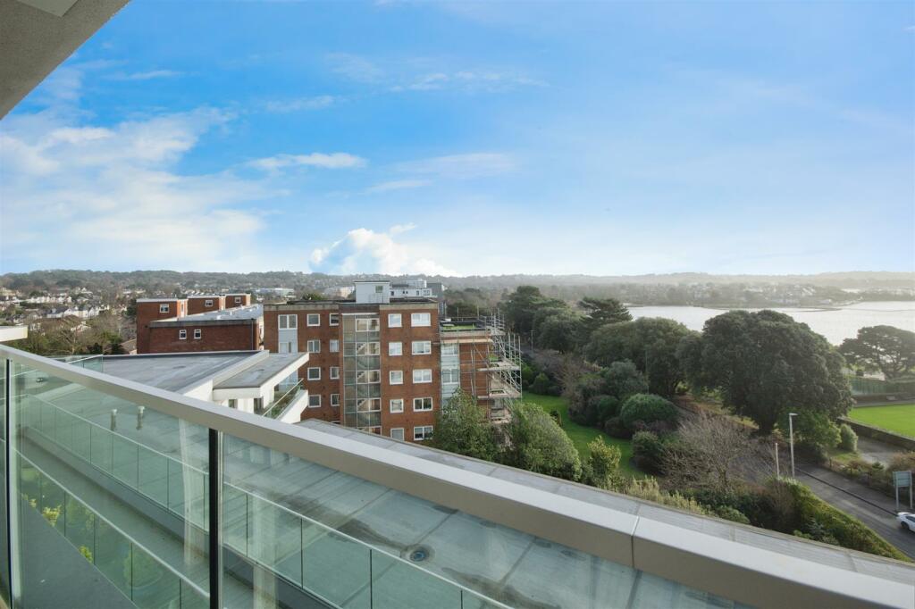 Additional property image - Horizons, Churchfield Road, Poole, Dorset, BH15 2FR