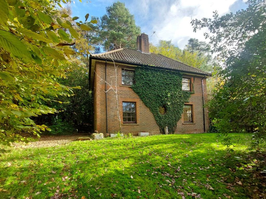 Main image of property: Deadmoor Lane, Burghclere, Newbury, Hampshire, RG20