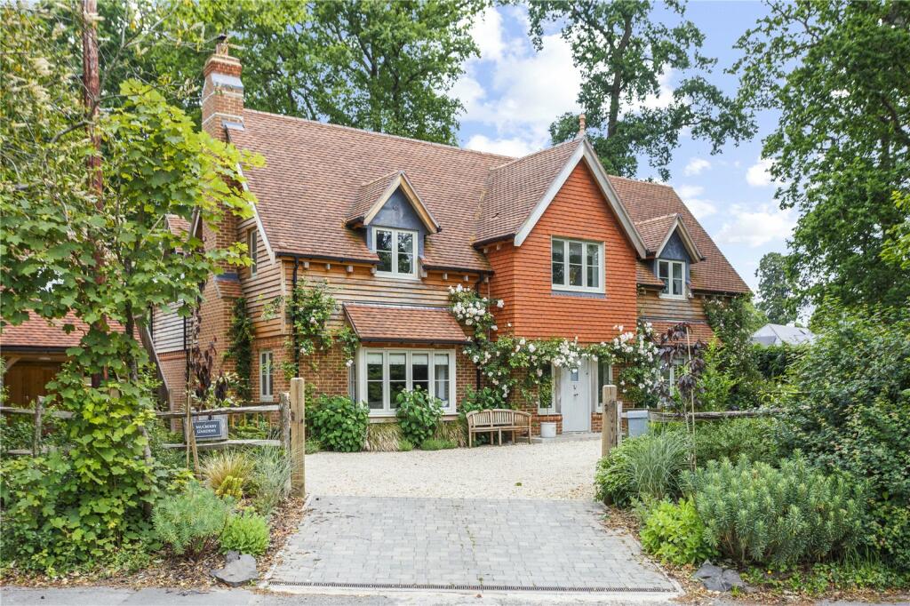 Main image of property: Woolton Hill Rd, Wolton Hill, Hampshire, RG20