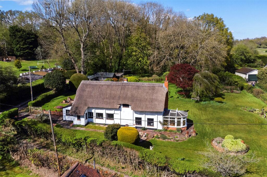 Main image of property: Green Lane, Woodcote, Reading, Oxfordshire, RG8