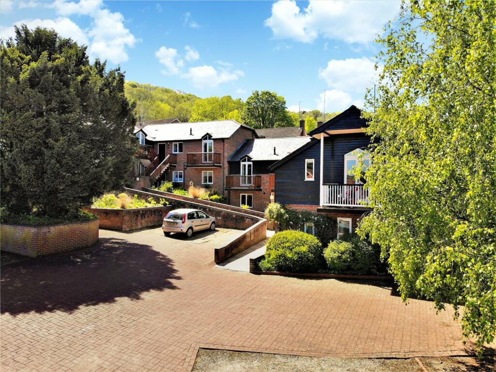 Main image of property: The Old Forge, Streatley, Reading, Berkshire, RG8