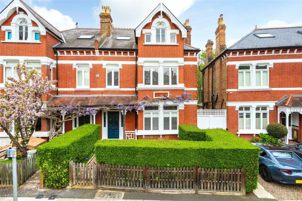5 bedroom semidetached house for sale in Lebanon Park, Twickenham, TW1