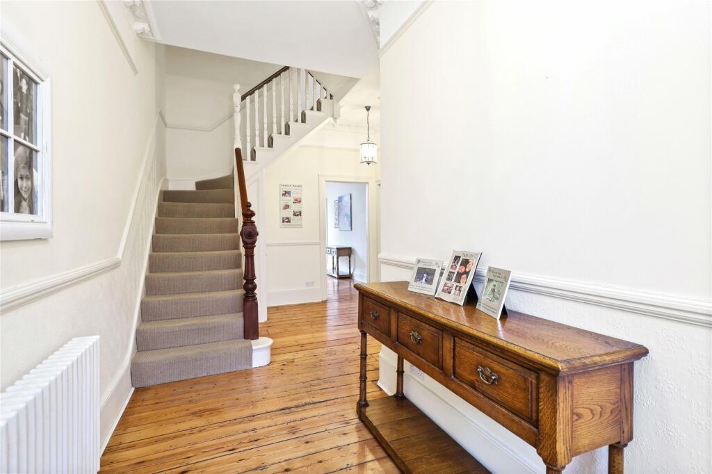 5 bedroom semidetached house for sale in Lebanon Park, Twickenham, TW1