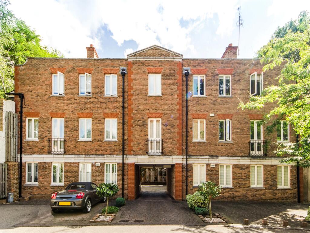 Main image of property: Beaufort Road, Twickenham, TW1