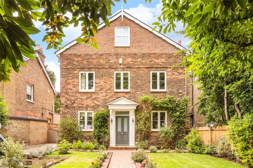 Main image of property: The Avenue, St Margarets, Twickenham, TW1