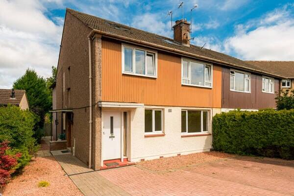 Main image of property: 5 ORCHARD BRAE GARDENS, EDINBURGH EH4 2HQ